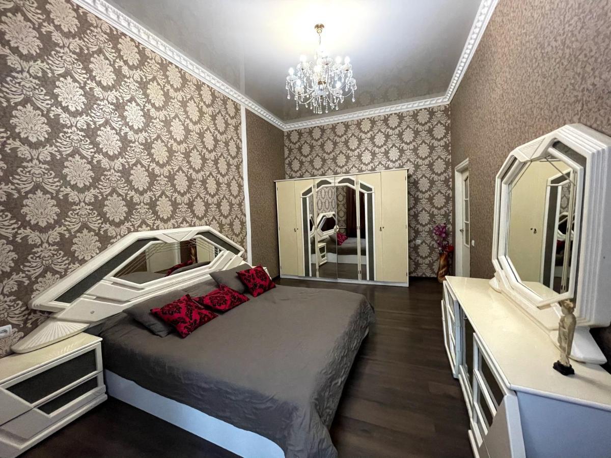 Apartamento Amazing Heart Of Kiev Exterior foto